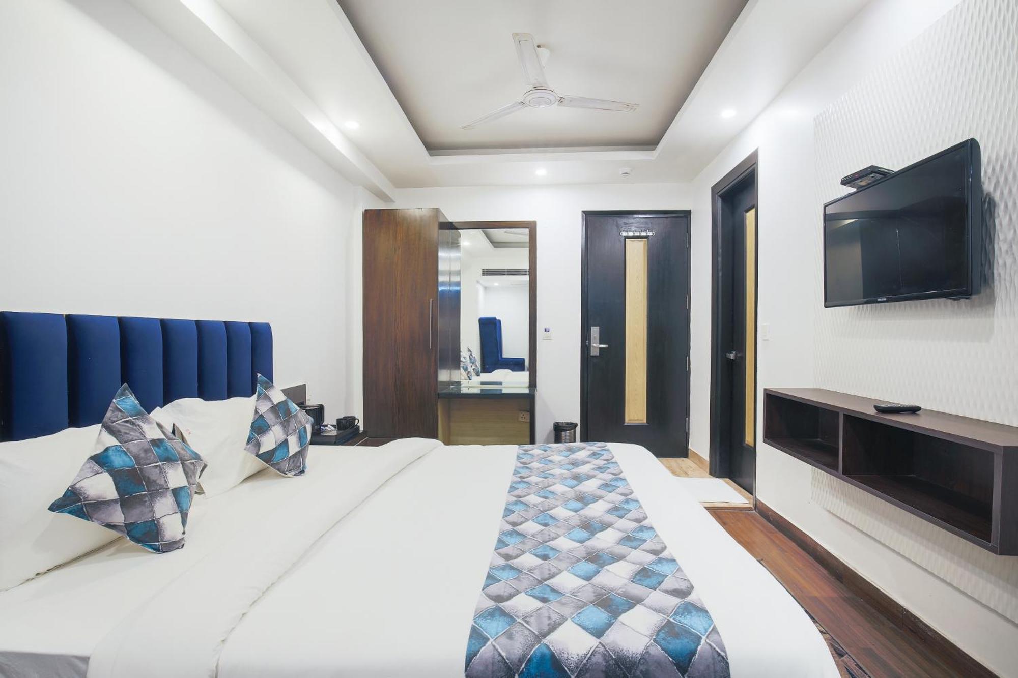 Hotel Uppal International, Near New Delhi Railway Station Екстер'єр фото