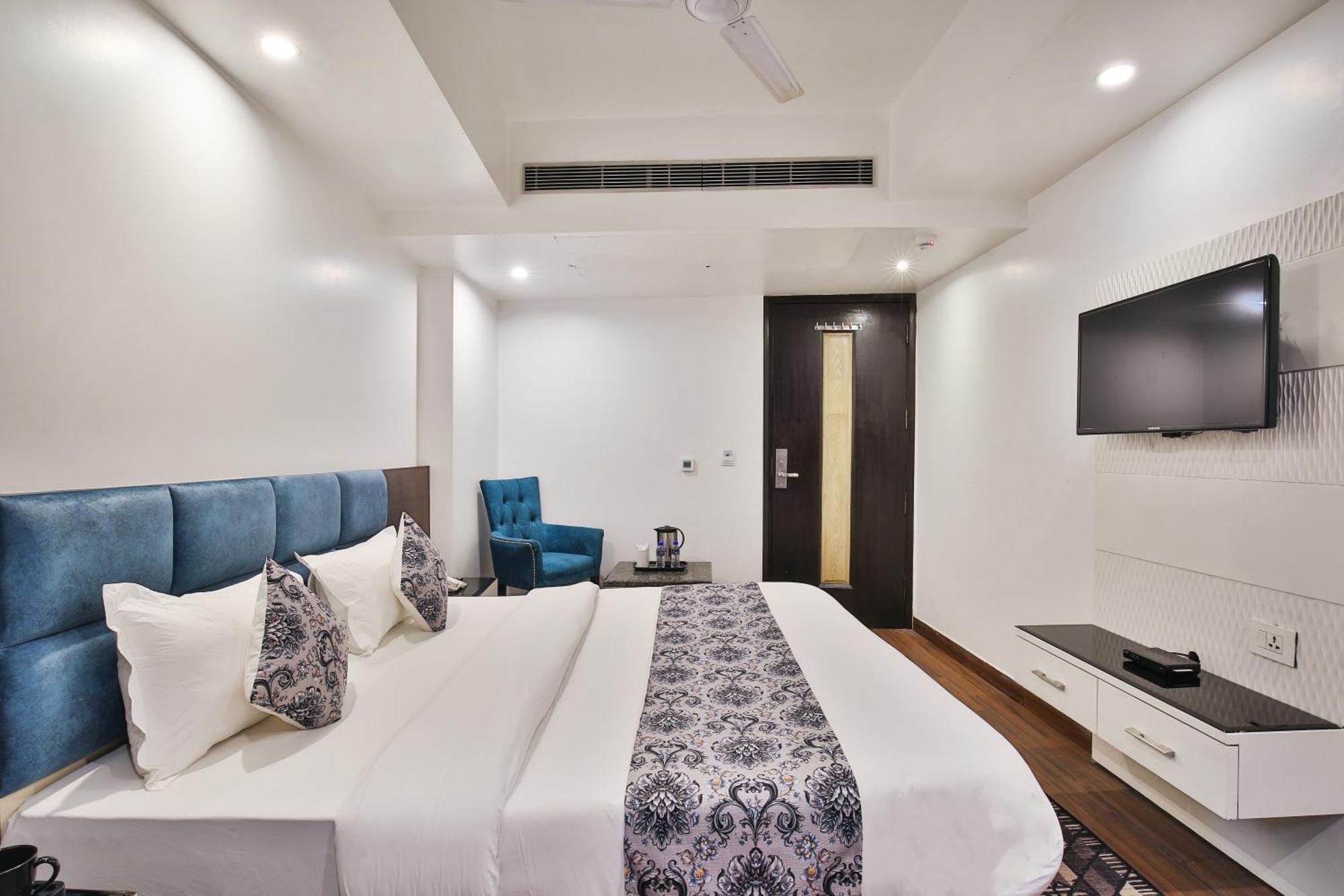 Hotel Uppal International, Near New Delhi Railway Station Екстер'єр фото