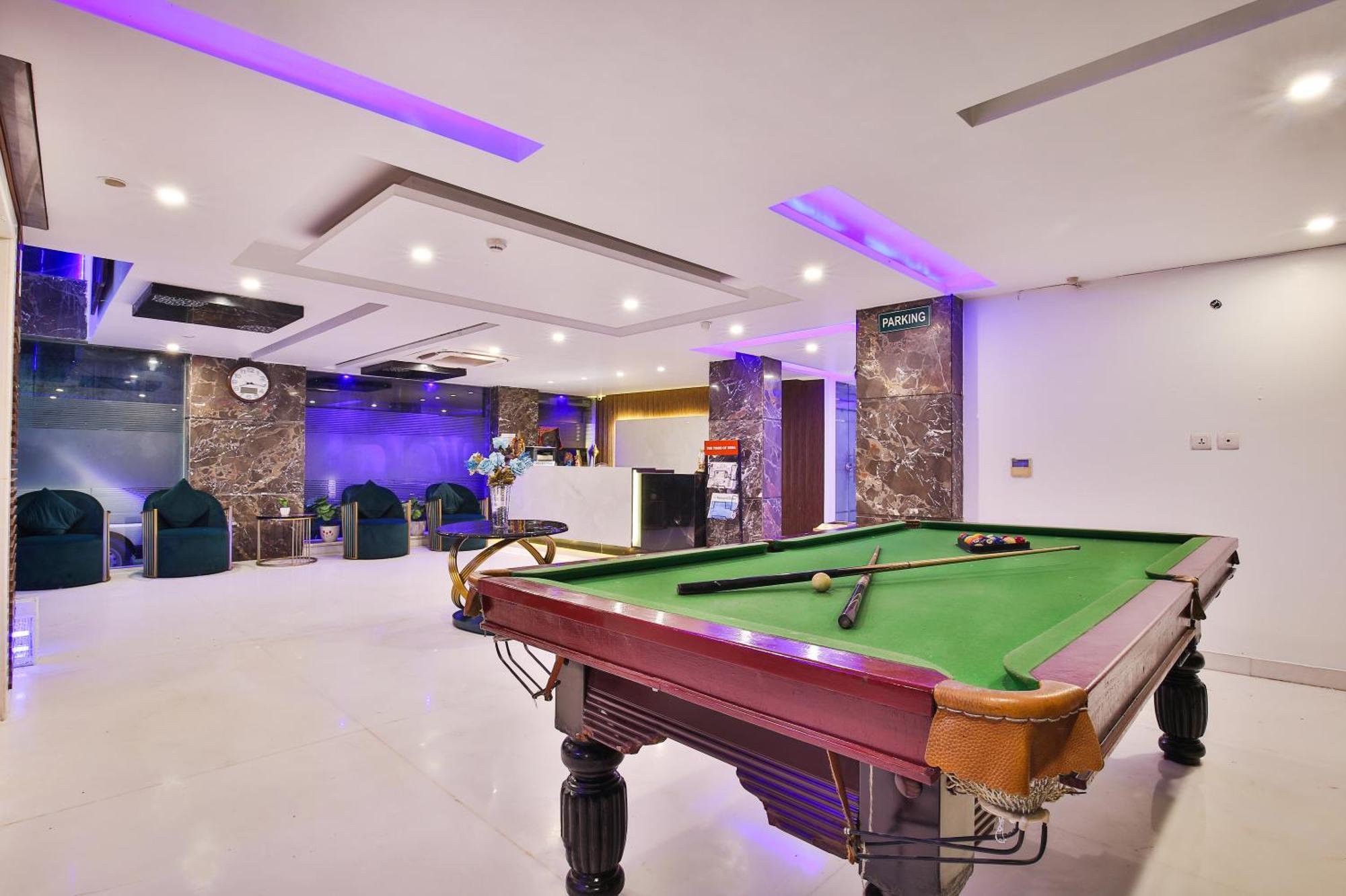 Hotel Uppal International, Near New Delhi Railway Station Екстер'єр фото