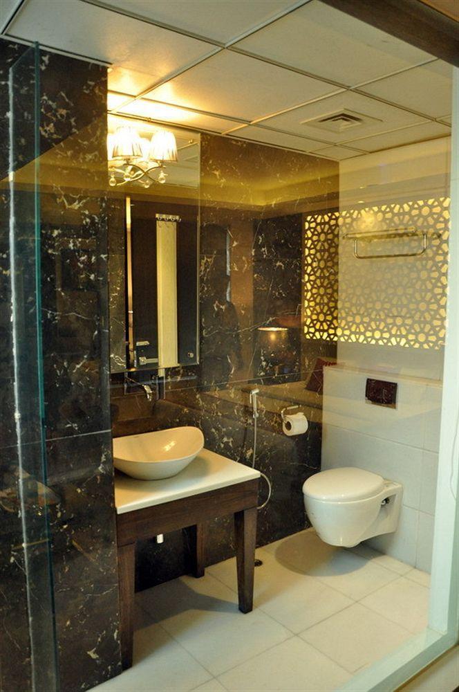 Hotel Uppal International, Near New Delhi Railway Station Екстер'єр фото